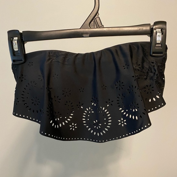 Xhilaration Bikini Top - Picture 1 of 3